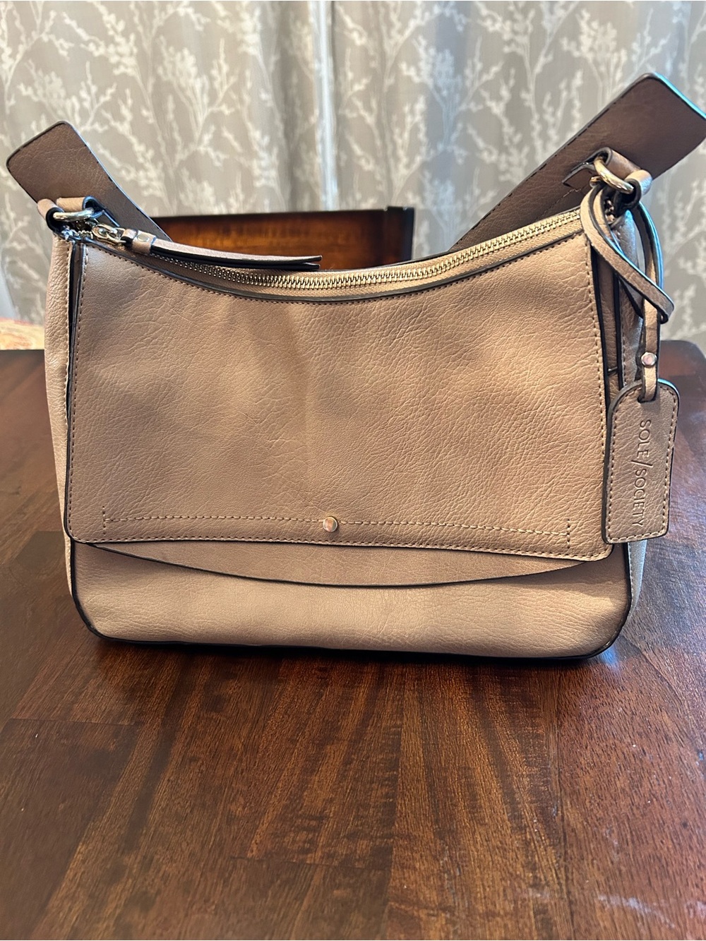 Sole Society Taupe Shoulder zippered Bag. Four pockets. Good condition